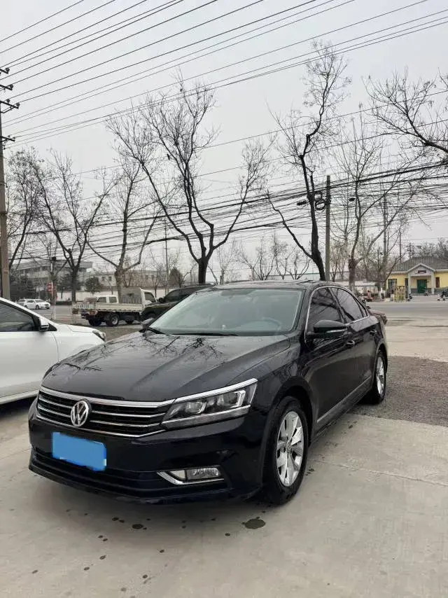 2017 Volkswagen Passat 1.4T 150HP L4 7DCT