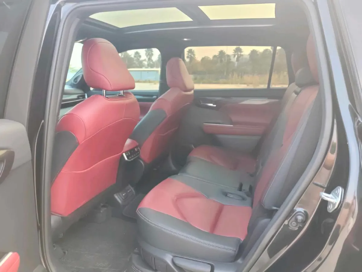 2022 Toyota Crown Kluger 2.5L 192HP L4 E-CVT Hybrid,autocango,china used car exporter,china ev exporter,chinese used car exporter,chinese used ev exporter