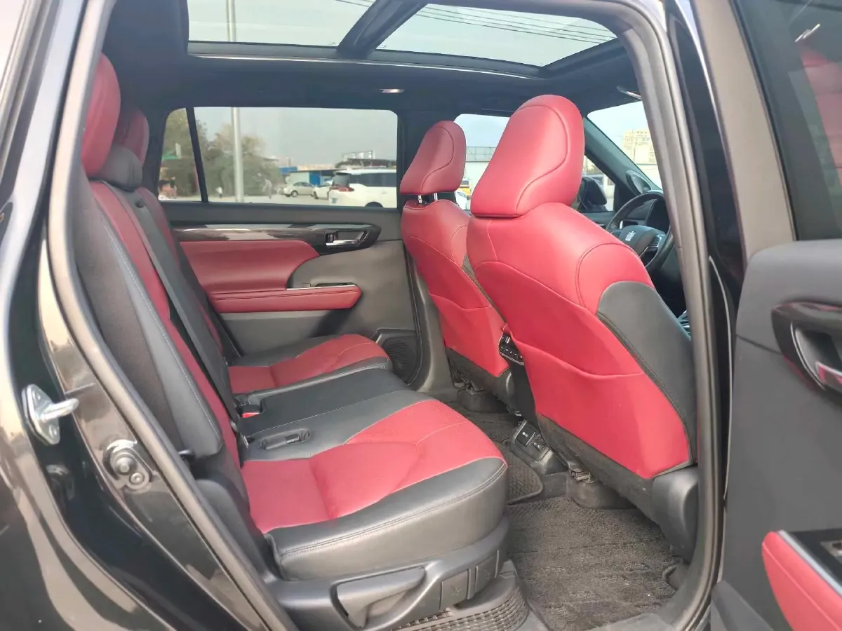 2022 Toyota Crown Kluger 2.5L 192HP L4 E-CVT Hybrid,autocango,china used car exporter,china ev exporter,chinese used car exporter,chinese used ev exporter