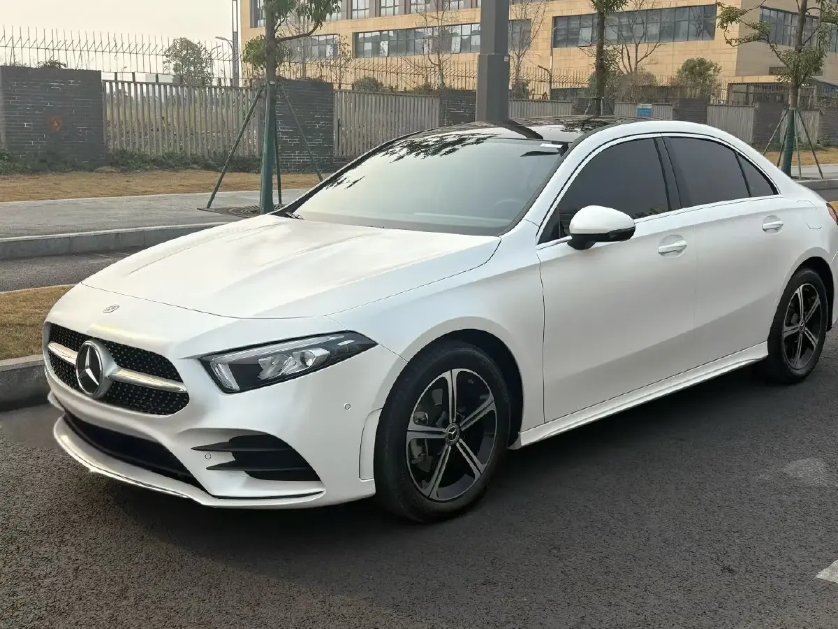 2022 Mercedes-Benz A Class 1.3T 163HP L4 7DCT