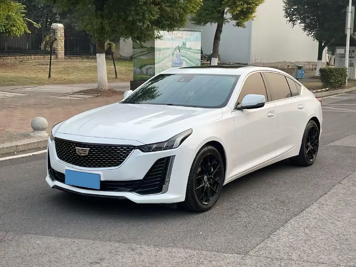 2021 Cadillac CT5 2.0T 237HP L4 10AT