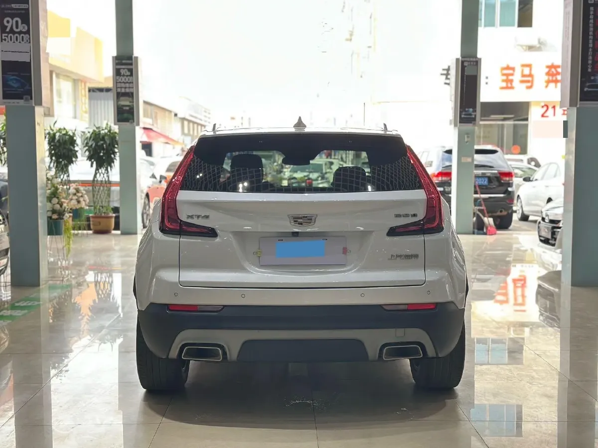 2021 Cadillac XT4 2.0T 237HP L4 9AT,autocango,china used car exporter,china ev exporter,chinese used car exporter,chinese used ev exporter