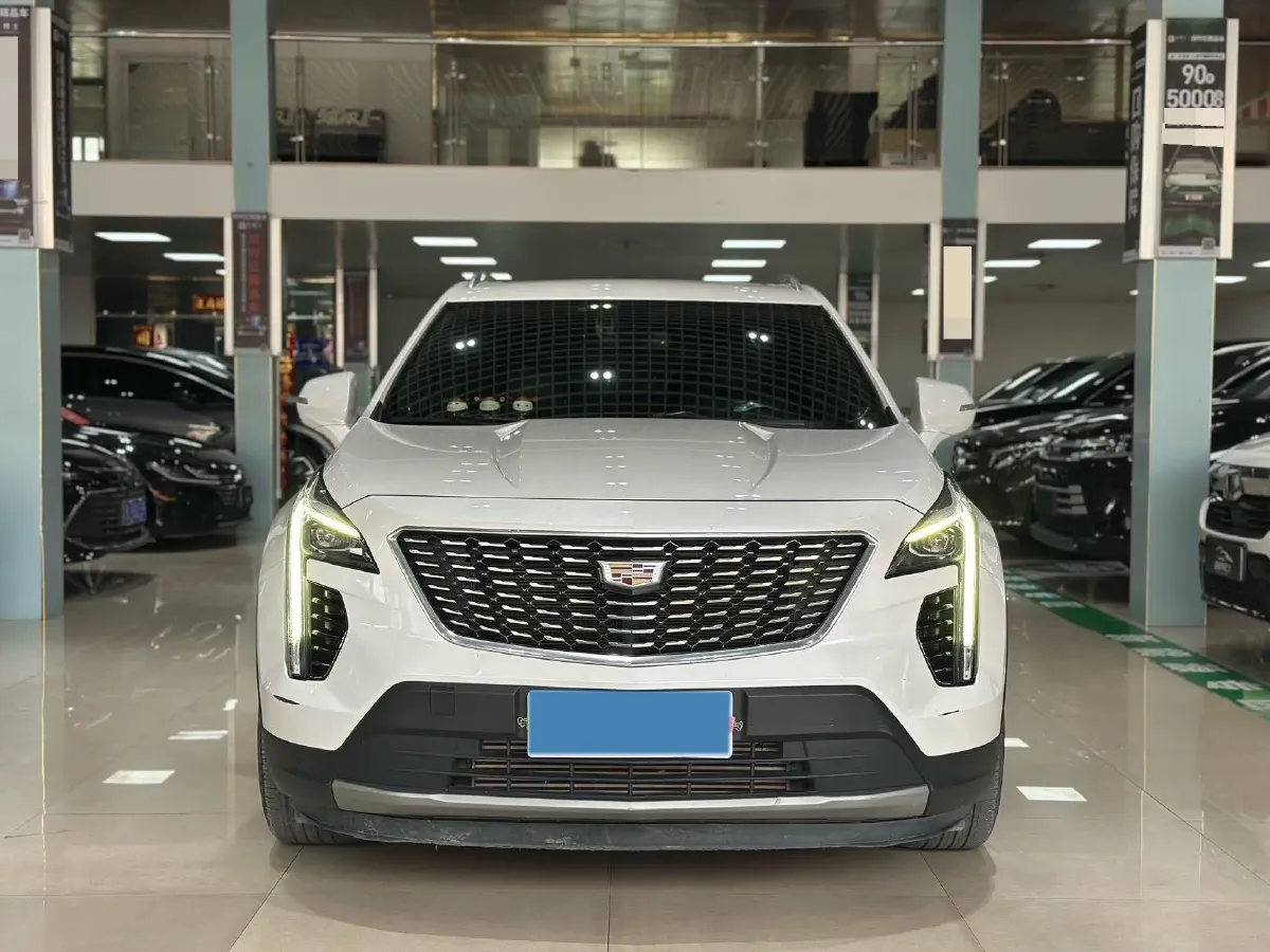 2021 Cadillac XT4 2.0T 237HP L4 9AT,autocango,china used car exporter,china ev exporter,chinese used car exporter,chinese used ev exporter