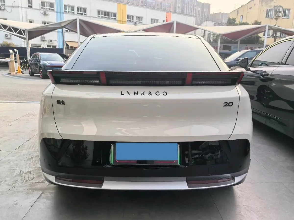 2025 Dongfeng Z9 2.0T 258HP L4 8AT,autocango,china used car exporter,china ev exporter,chinese used car exporter,chinese used ev exporter