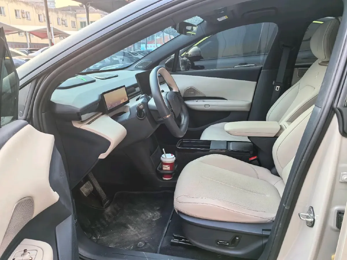 2025 Dongfeng Z9 2.0T 258HP L4 8AT,autocango,china used car exporter,china ev exporter,chinese used car exporter,chinese used ev exporter