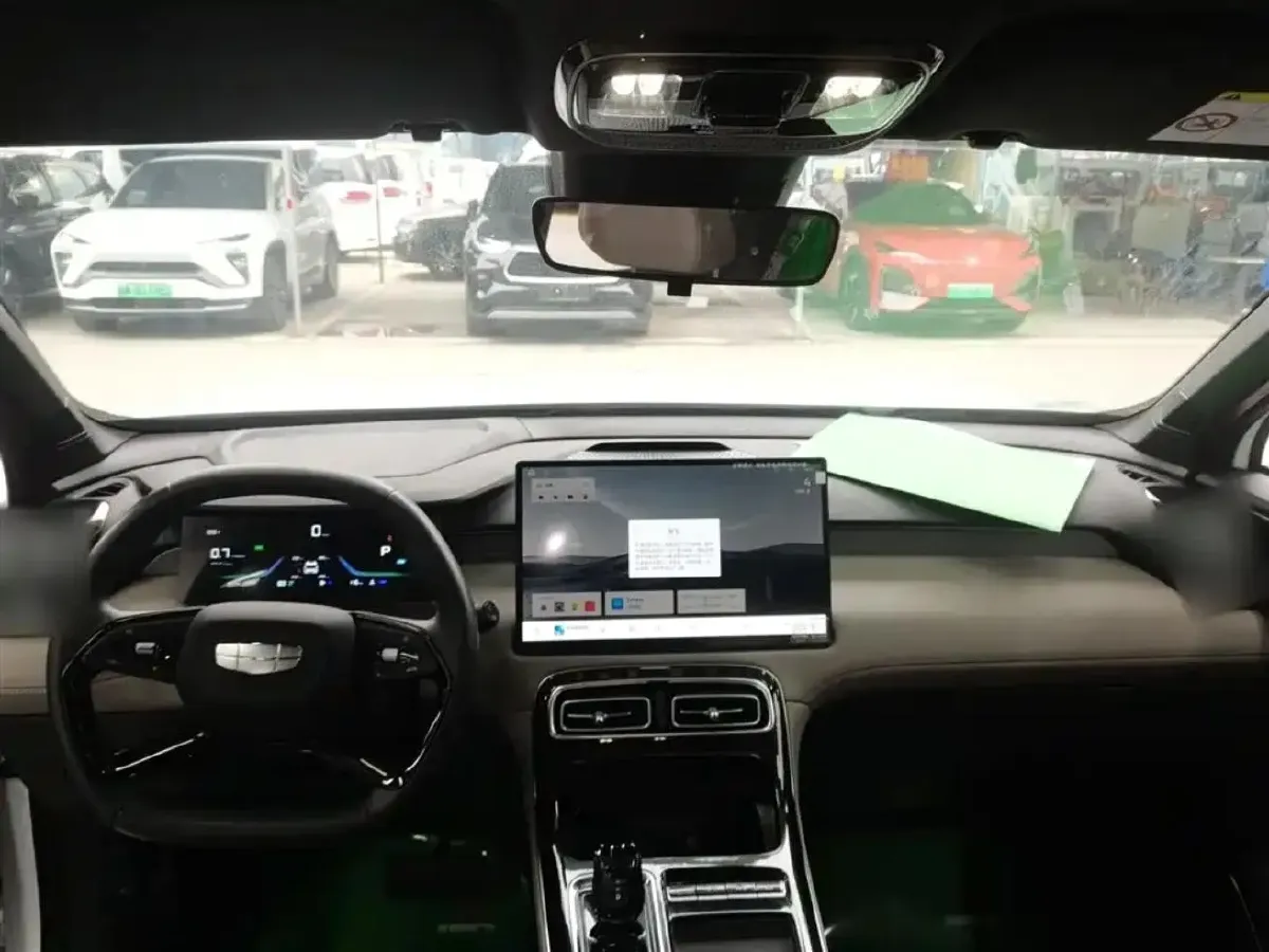 2025 Geely StarRay 1.5T 181HP L4 7DCT,autocango,china used car exporter,china ev exporter,chinese used car exporter,chinese used ev exporter