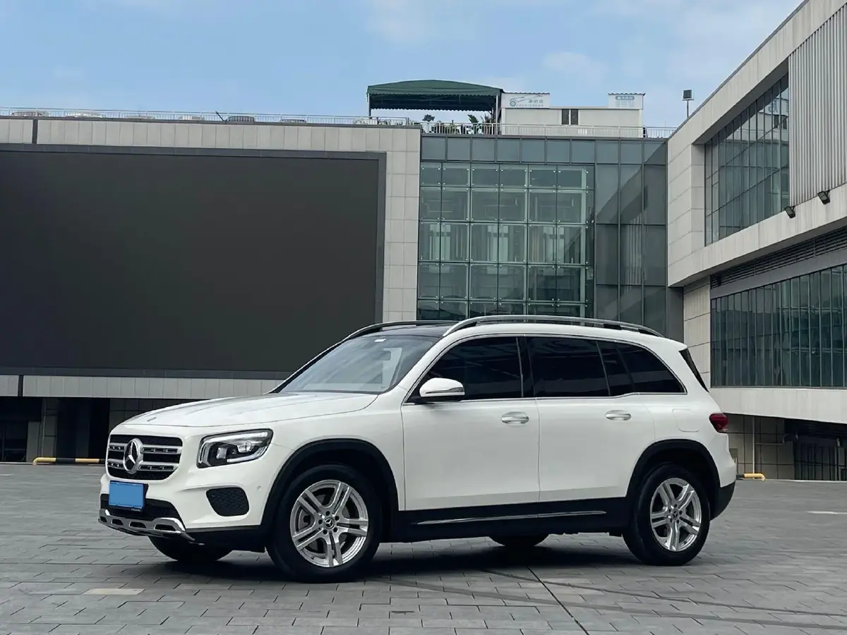 2023 Mercedes-Benz GLB Class 2.0T 190HP L4 8DCT