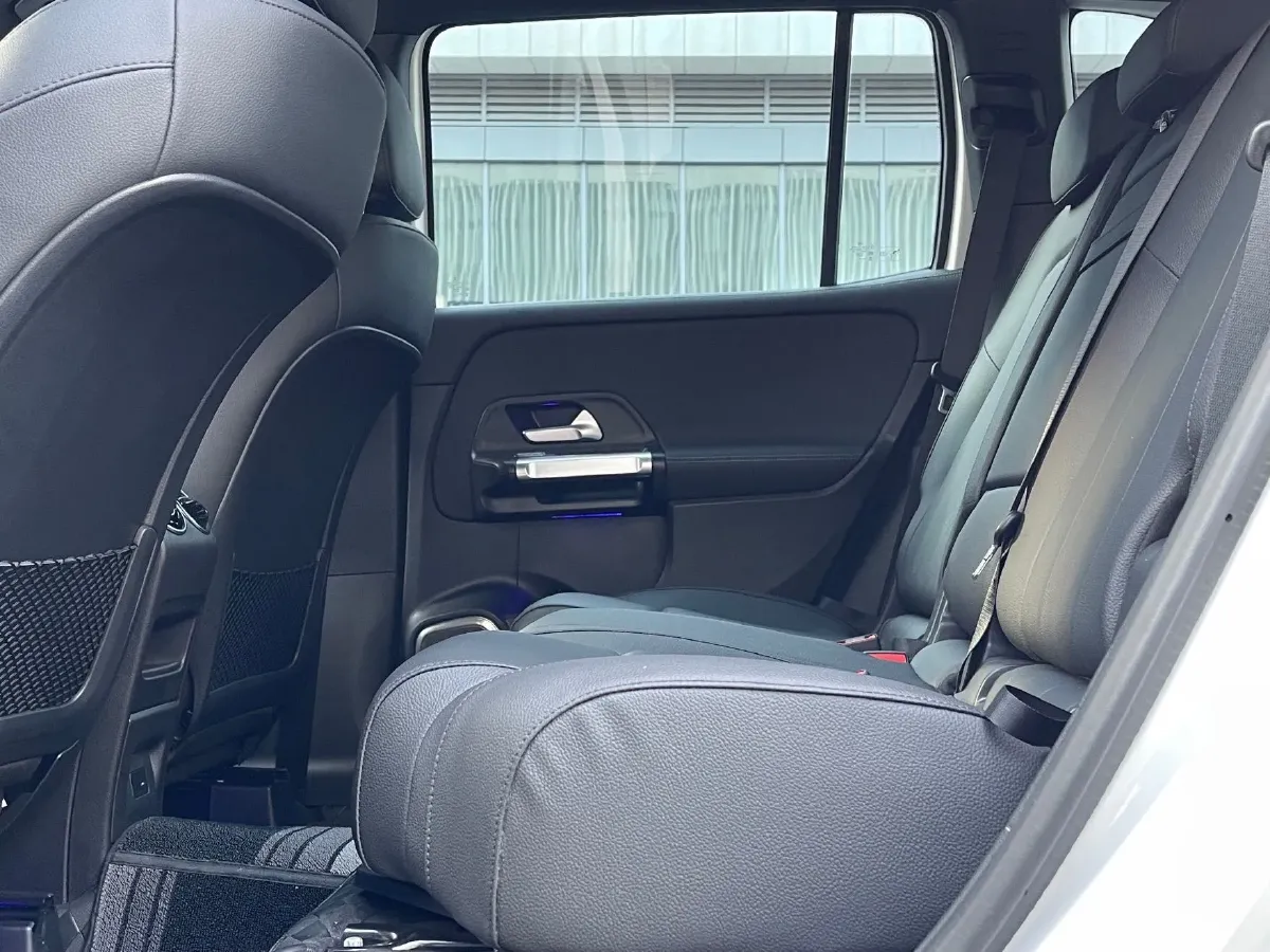 2023 Mercedes-Benz GLB Class 2.0T 190HP L4 8DCT,autocango,china used car exporter,china ev exporter,chinese used car exporter,chinese used ev exporter