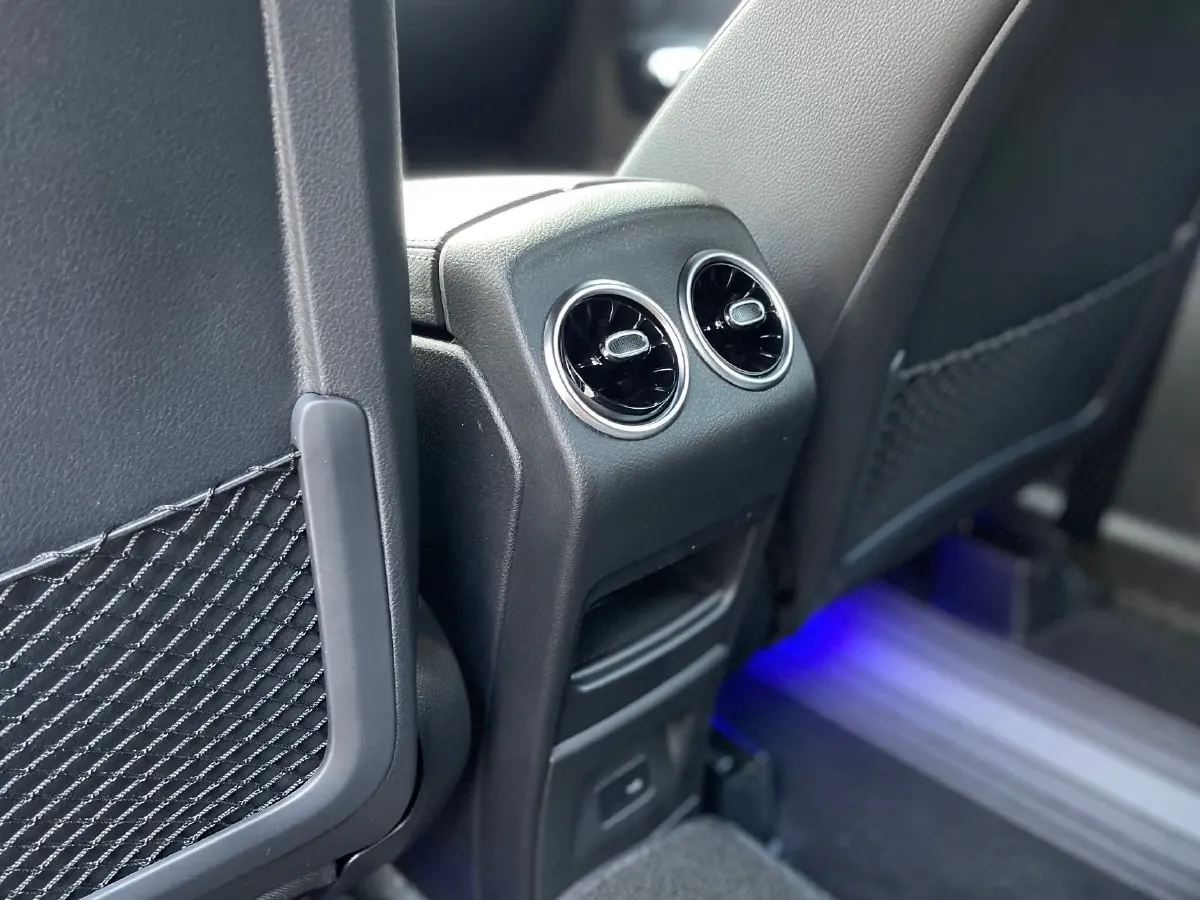 2023 Mercedes-Benz GLB Class 2.0T 190HP L4 8DCT,autocango,china used car exporter,china ev exporter,chinese used car exporter,chinese used ev exporter