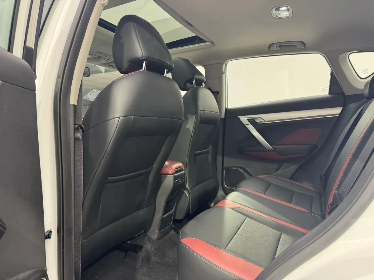 2021 Geely Coolray 1.4T 141HP L4 6DCT,autocango,china used car exporter,china ev exporter,chinese used car exporter,chinese used ev exporter