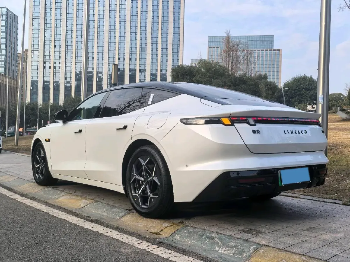 2025 LYNK&CO 10 EM-P 1.5T 163HP L4 3DHT PHEV,autocango,china used car exporter,china ev exporter,chinese used car exporter,chinese used ev exporter