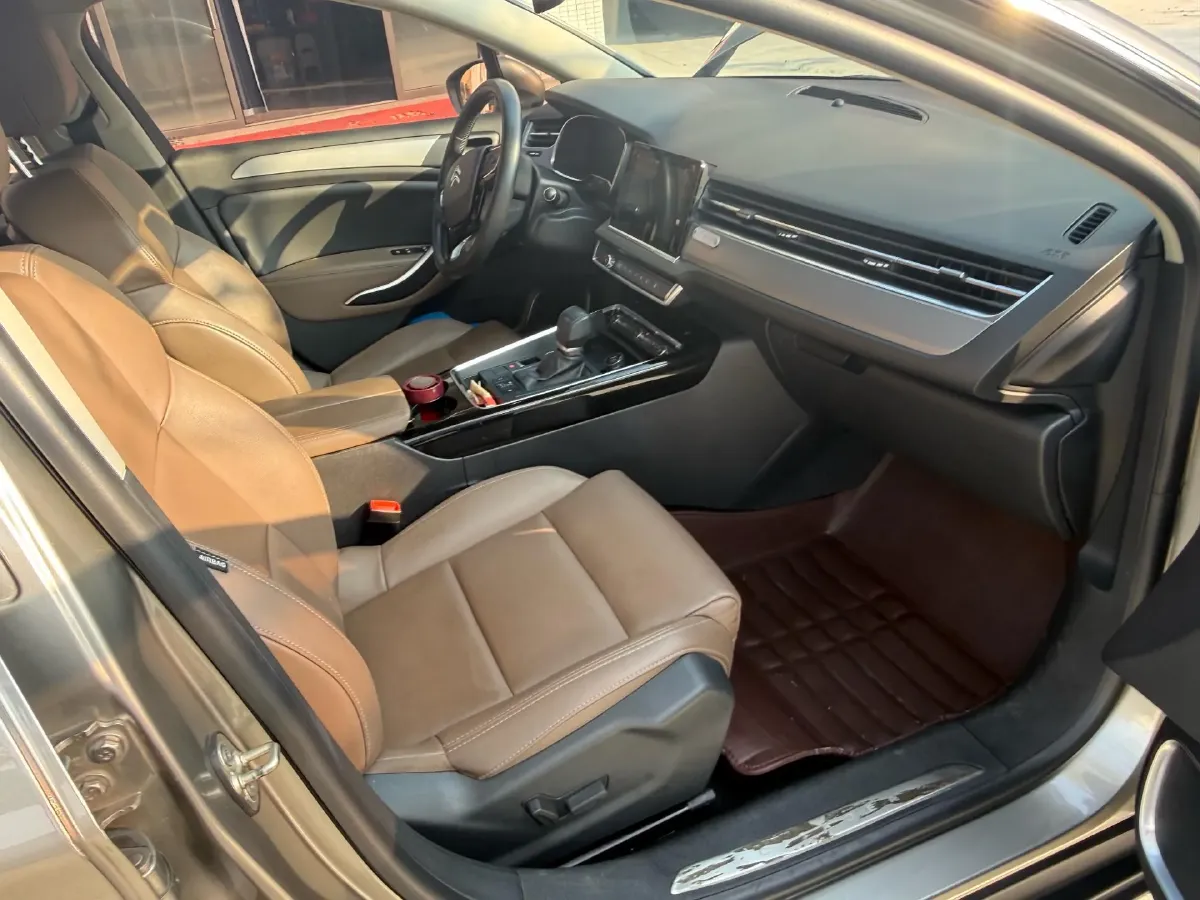 2016 Citroen C5 1.8T 204HP L4 6AT,autocango,china used car exporter,china ev exporter,chinese used car exporter,chinese used ev exporter