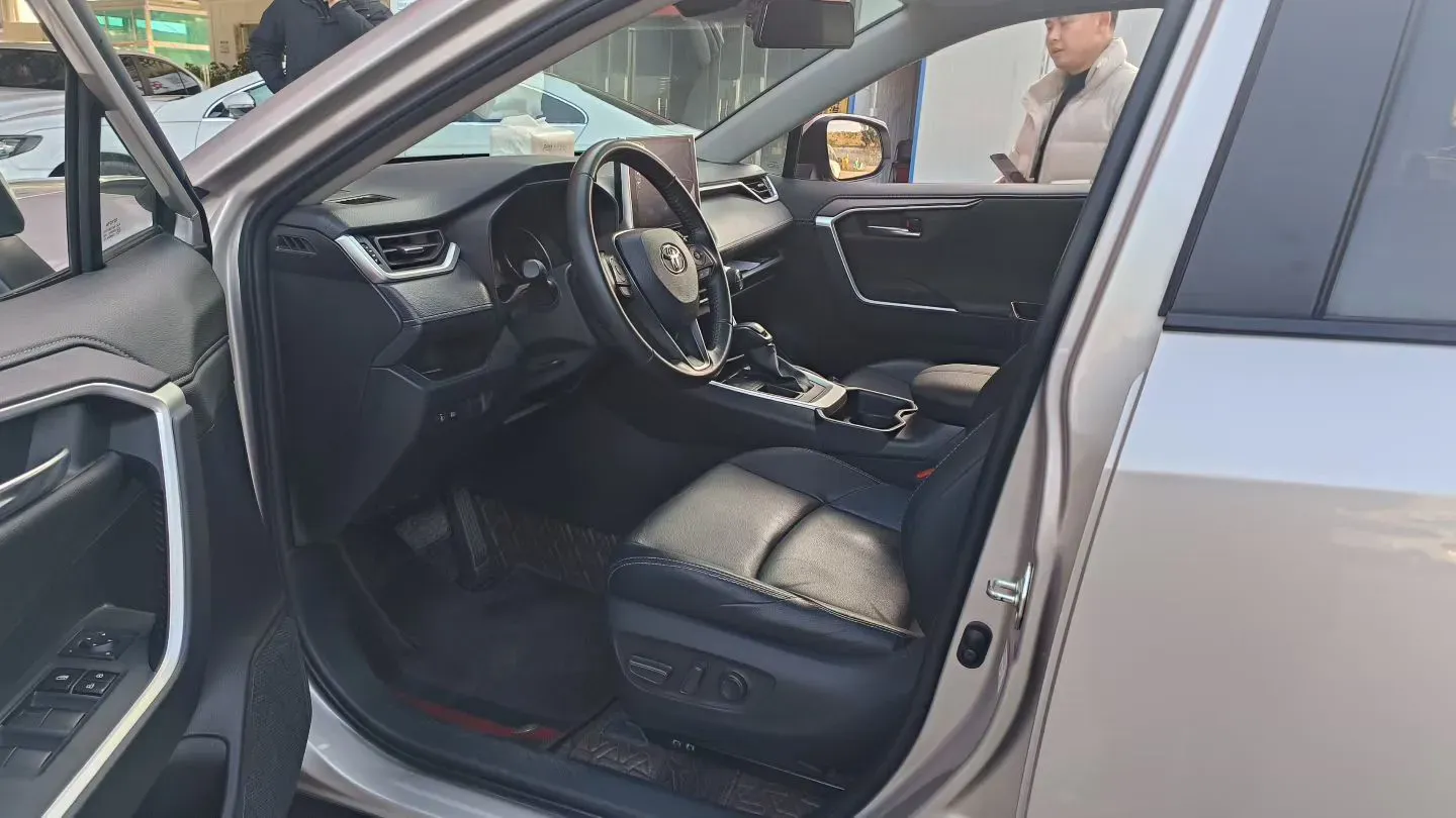 2020 Toyota Wildlander 2.0L 171HP L4 CVT,autocango,china used car exporter,china ev exporter,chinese used car exporter,chinese used ev exporter