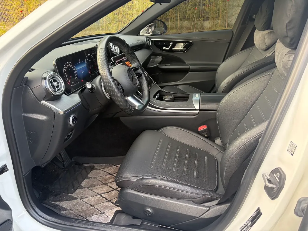 2024 Mercedes-Benz C Class 1.5T 204HP L4 9AT,autocango,china used car exporter,china ev exporter,chinese used car exporter,chinese used ev exporter