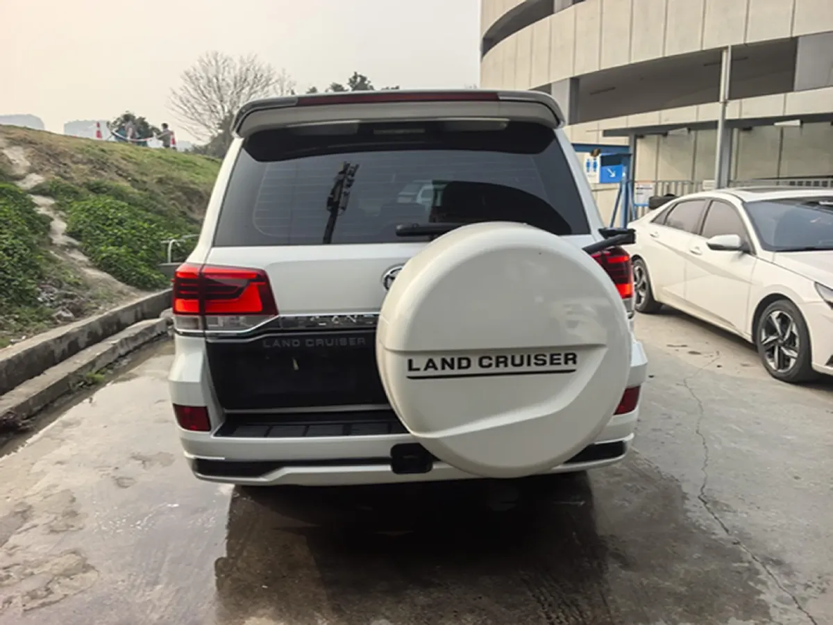 2015 Toyota Land Cruiser 4.0L 275HP V6 5AT,autocango,china used car exporter,china ev exporter,chinese used car exporter,chinese used ev exporter