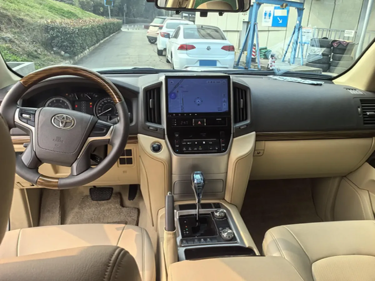 2015 Toyota Land Cruiser 4.0L 275HP V6 5AT,autocango,china used car exporter,china ev exporter,chinese used car exporter,chinese used ev exporter