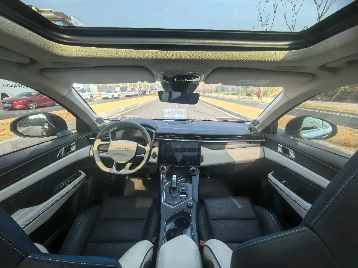 2021 LYNK&CO 01 2.0T 218HP L4 8AT,autocango,china used car exporter,china ev exporter,chinese used car exporter,chinese used ev exporter