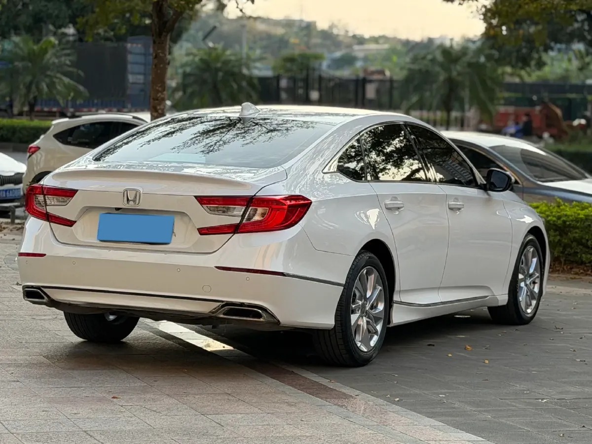 2018 Honda Accord 1.5T 194HP L4 CVT,autocango,china used car exporter,china ev exporter,chinese used car exporter,chinese used ev exporter
