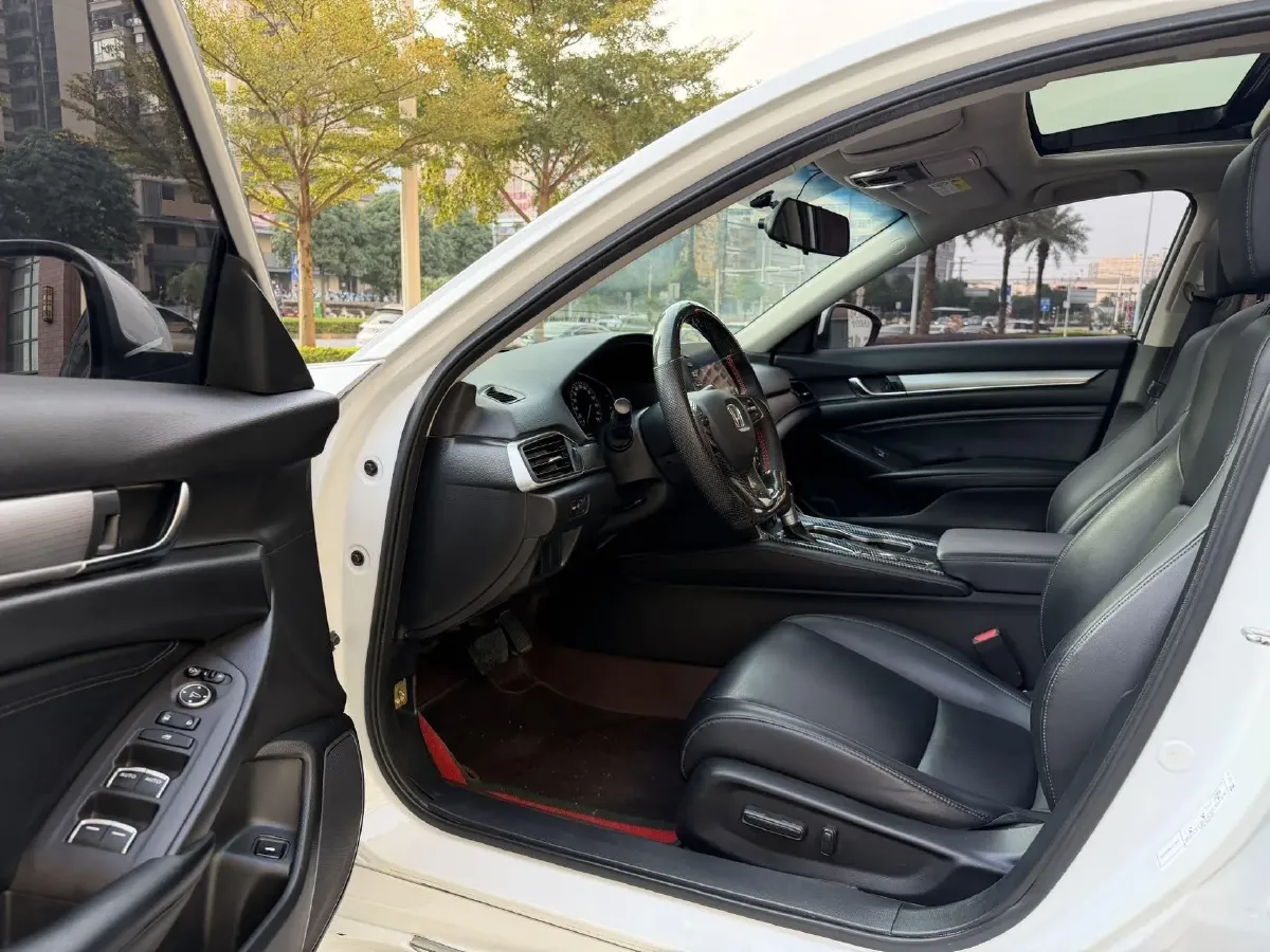 2018 Honda Accord 1.5T 194HP L4 CVT,autocango,china used car exporter,china ev exporter,chinese used car exporter,chinese used ev exporter