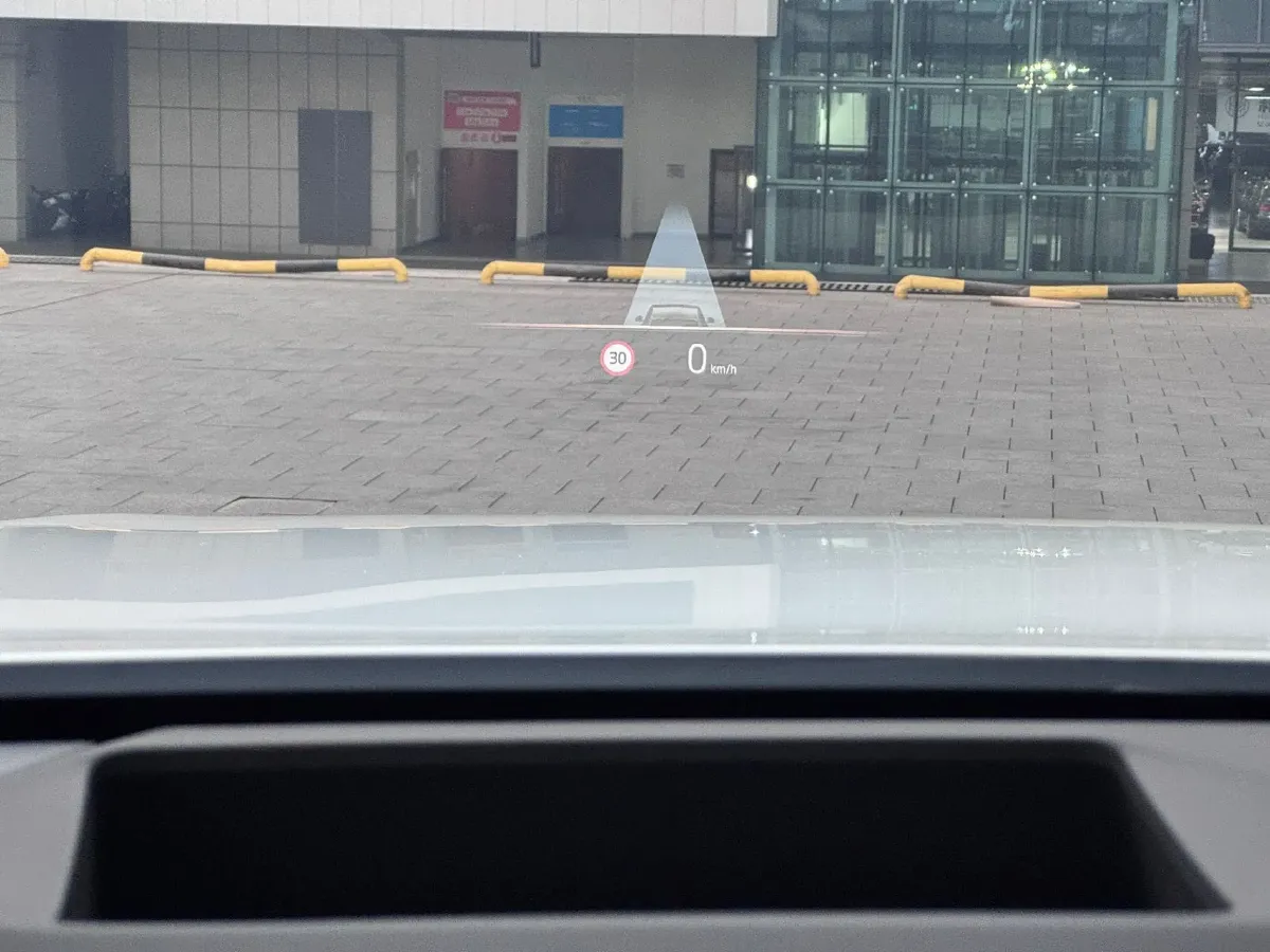 2025 BMW X3 2.0T 258HP L4 8AT,autocango,china used car exporter,china ev exporter,chinese used car exporter,chinese used ev exporter