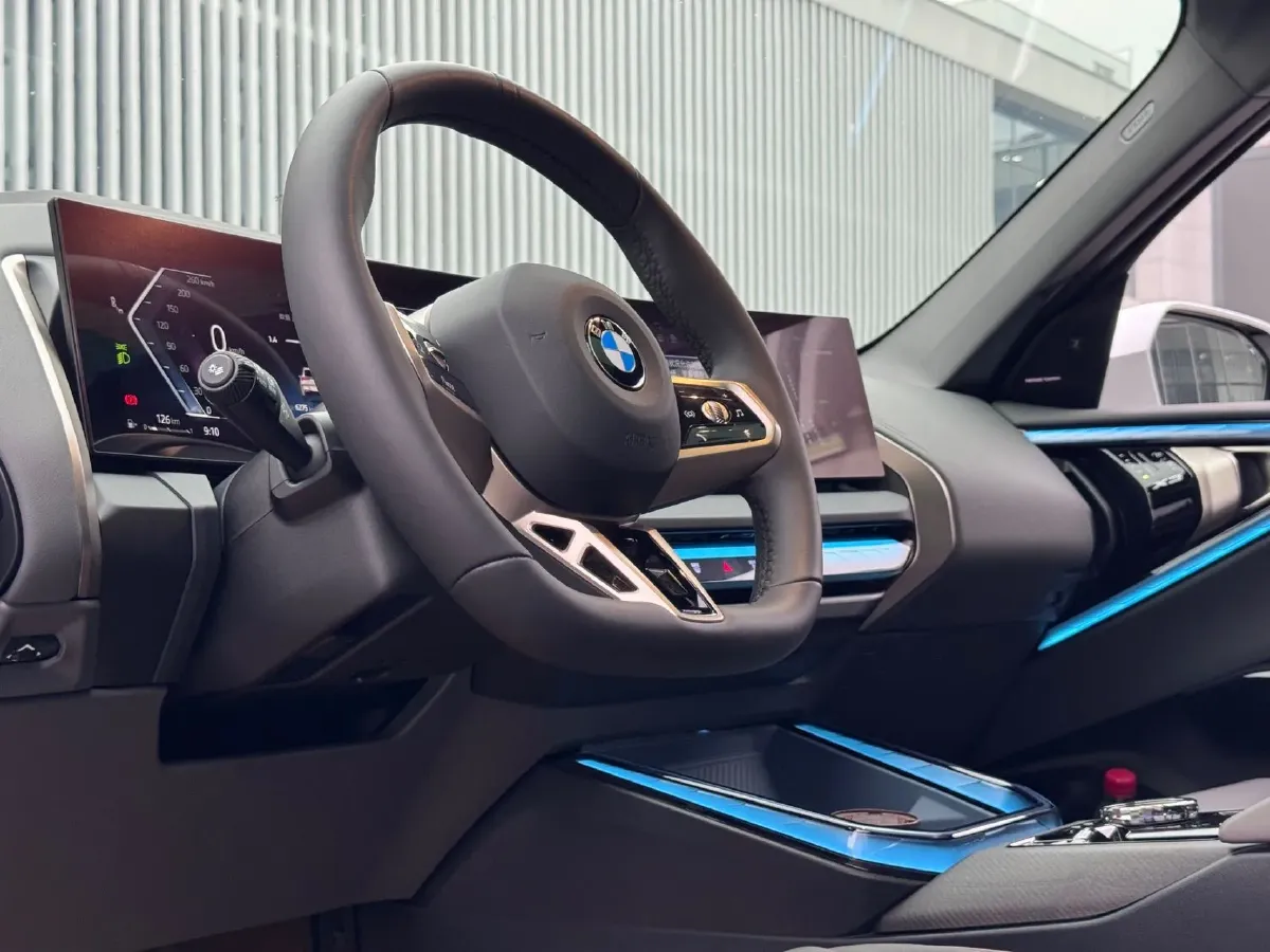 2025 BMW X3 2.0T 258HP L4 8AT,autocango,china used car exporter,china ev exporter,chinese used car exporter,chinese used ev exporter