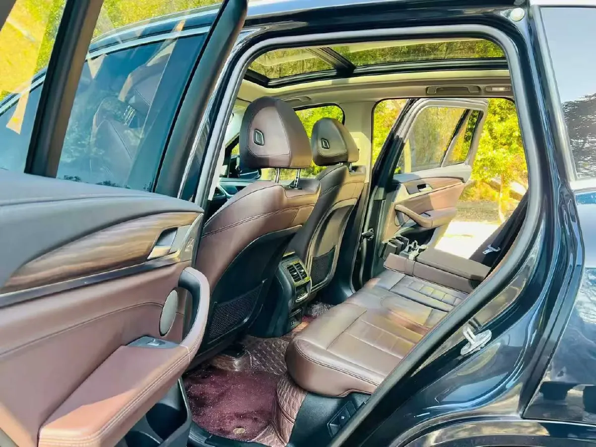 2021 BMW X3 2.0T 224HP L4 8AT,autocango,china used car exporter,china ev exporter,chinese used car exporter,chinese used ev exporter