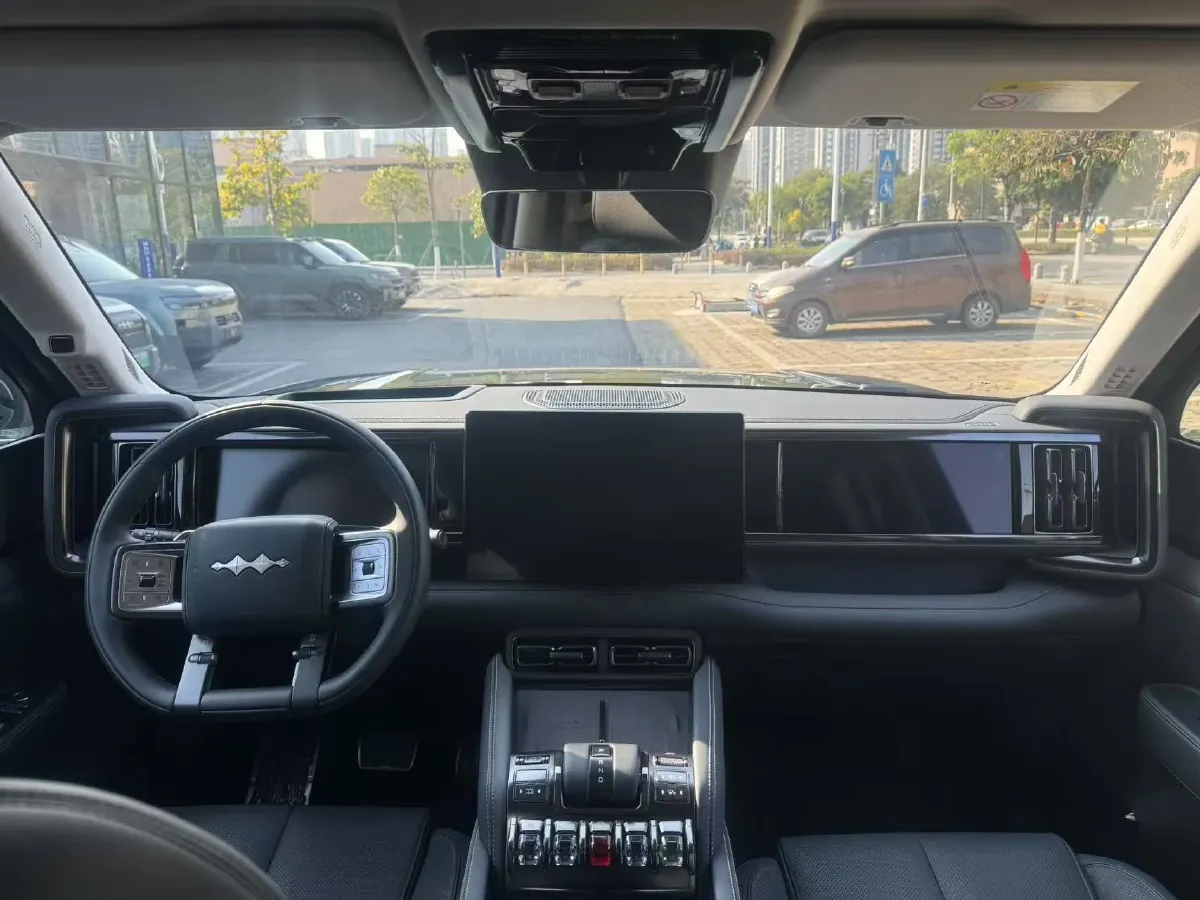 2025 FangChengBao Bao 5 1.5T 194HP L4 E-CVT PHEV 31.8KWH,autocango,china used car exporter,china ev exporter,chinese used car exporter,chinese used ev exporter