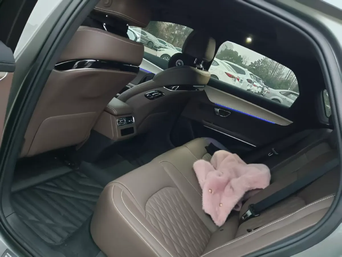 2025 BYD Han BEV,autocango,china used car exporter,china ev exporter,chinese used car exporter,chinese used ev exporter