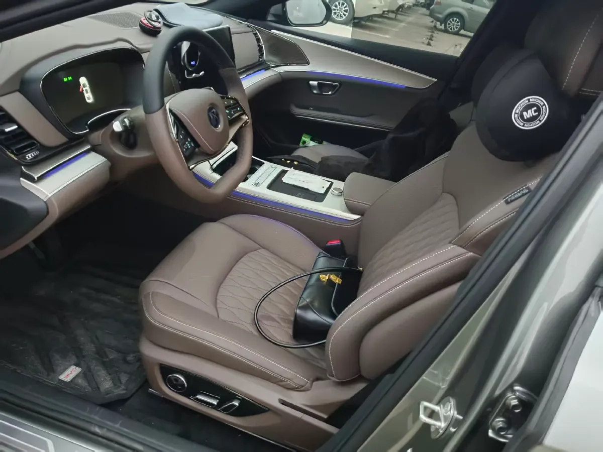 2025 BYD Han BEV,autocango,china used car exporter,china ev exporter,chinese used car exporter,chinese used ev exporter