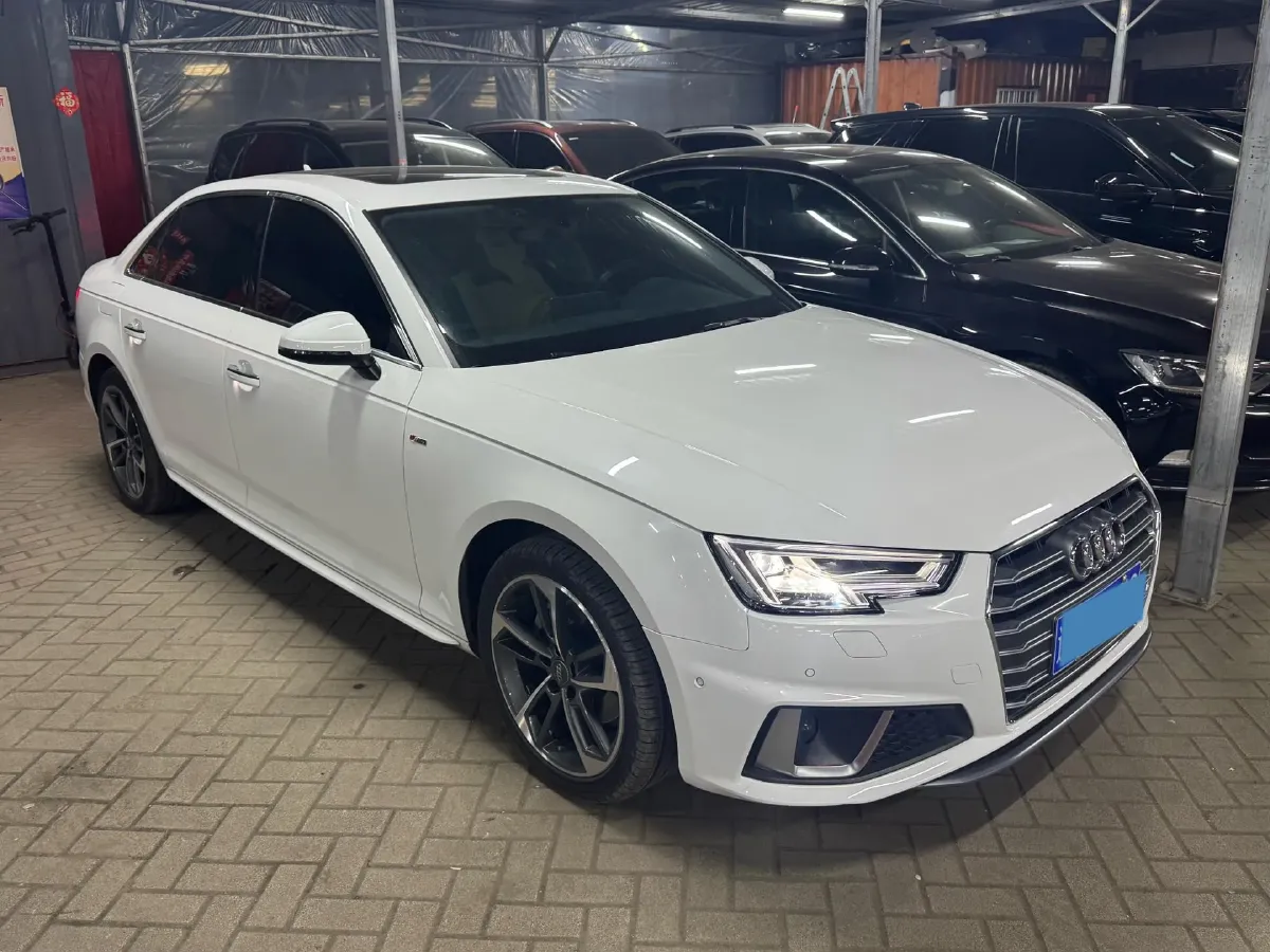 2019 Audi A4L 2.0T 190HP L4 7DCT,autocango,china used car exporter,china ev exporter,chinese used car exporter,chinese used ev exporter