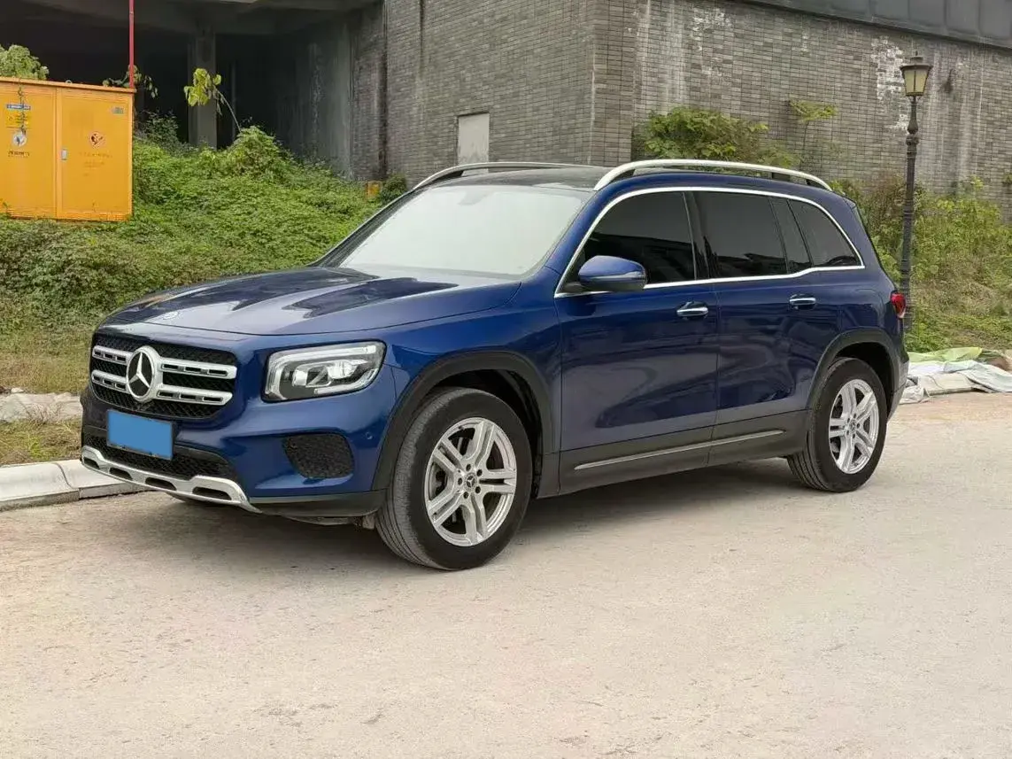 2023 Mercedes-Benz GLB Class 2.0T 190HP L4 8DCT