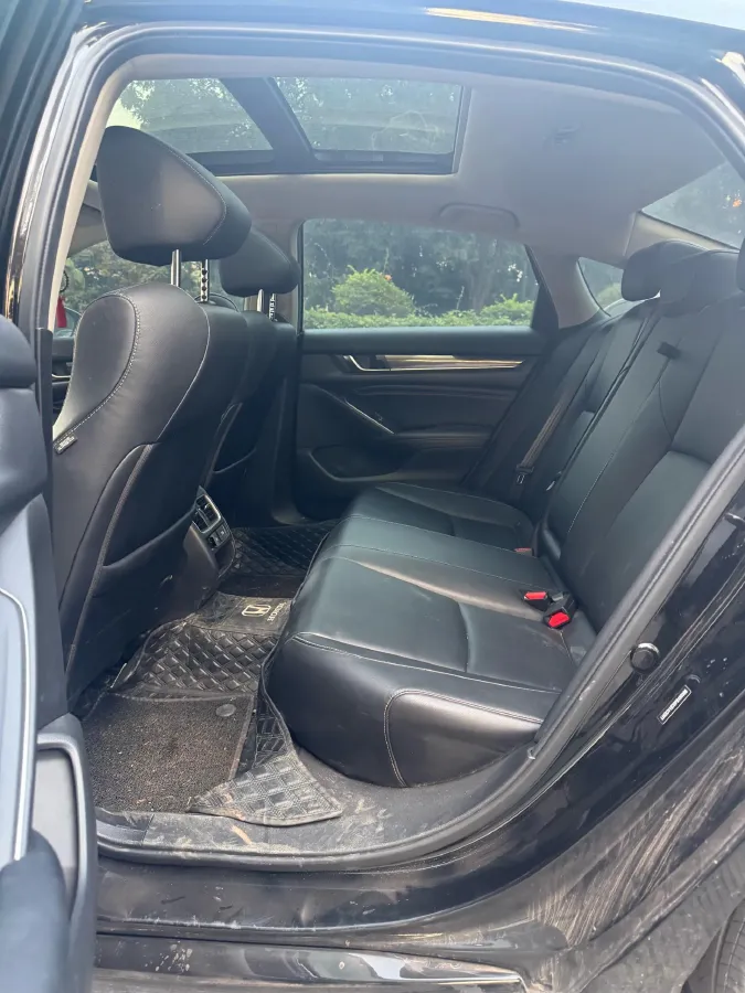 2022 Honda Accord 1.5T 194HP L4 CVT,autocango,china used car exporter,china ev exporter,chinese used car exporter,chinese used ev exporter