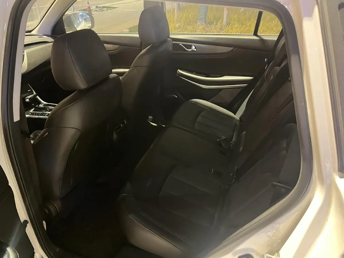 2021 ChangAn CS75 1.5T 178HP L4 7DCT,autocango,china used car exporter,china ev exporter,chinese used car exporter,chinese used ev exporter