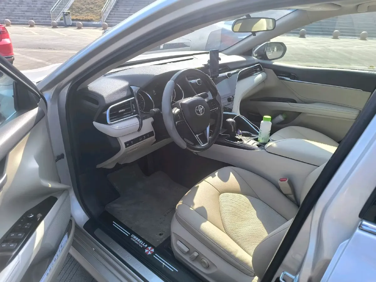 2019 Toyota Camry 2.0L 178HP L4 CVT,autocango,china used car exporter,china ev exporter,chinese used car exporter,chinese used ev exporter