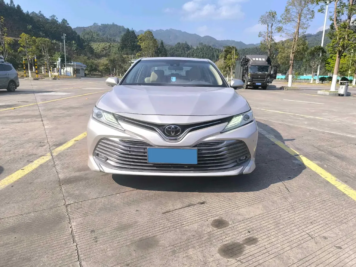 2019 Toyota Camry 2.0L 178HP L4 CVT,autocango,china used car exporter,china ev exporter,chinese used car exporter,chinese used ev exporter