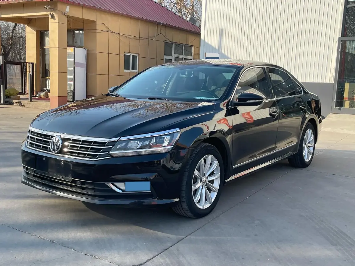 2017 Volkswagen Passat 1.8T 180HP L4 7DCT