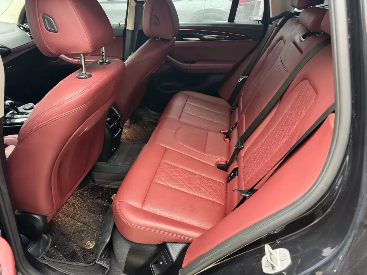 2022 BMW X3 2.0T 184HP L4 8AT,autocango,china used car exporter,china ev exporter,chinese used car exporter,chinese used ev exporter