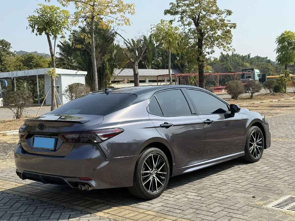2021 Toyota Camry 2.5L 209HP L4 8AT,autocango,china used car exporter,china ev exporter,chinese used car exporter,chinese used ev exporter