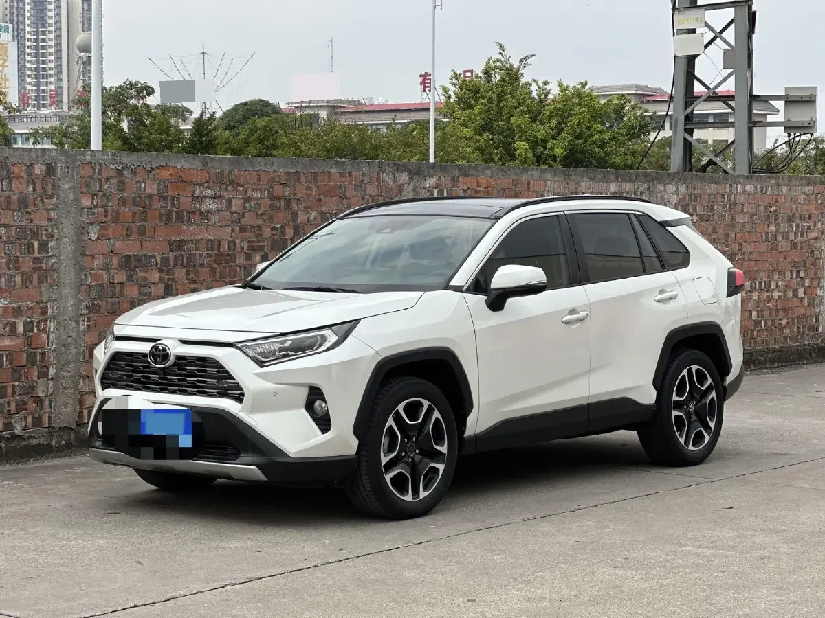 2020 Toyota RAV4 2.0L 171HP L4 CVT