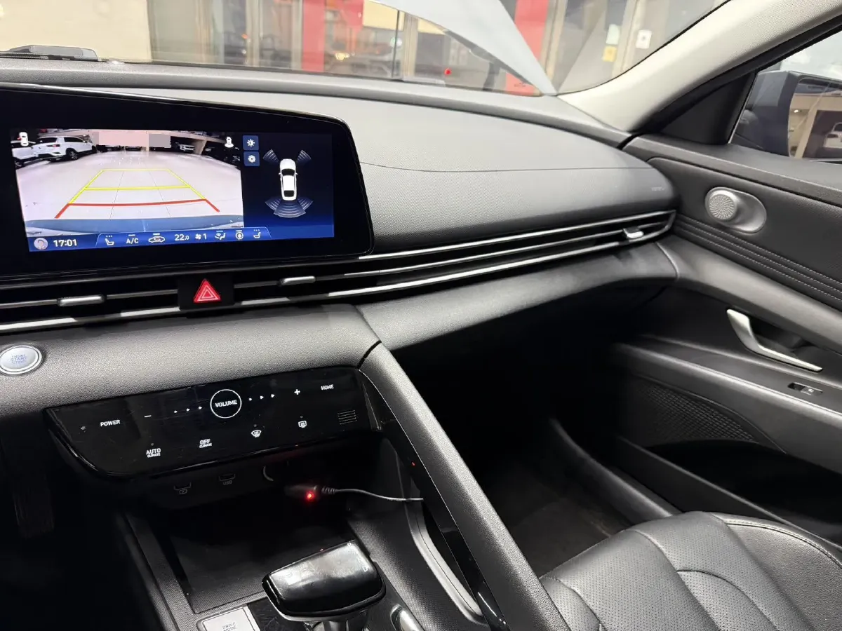 2021 Hyundai Elantra 1.5L 115HP L4 CVT,autocango,china used car exporter,china ev exporter,chinese used car exporter,chinese used ev exporter