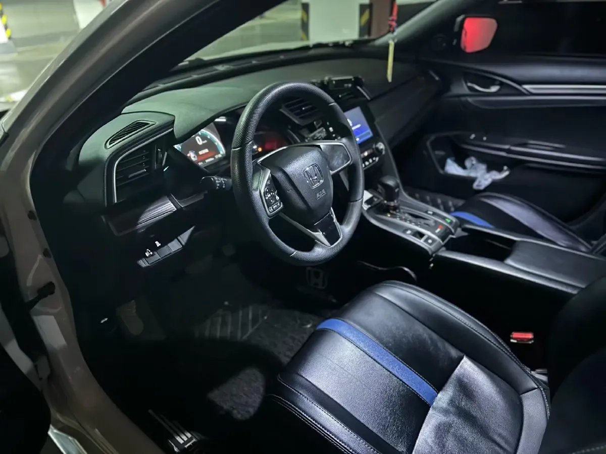 2021 Honda Civic 1.5T 177HP L4 CVT,autocango,china used car exporter,china ev exporter,chinese used car exporter,chinese used ev exporter