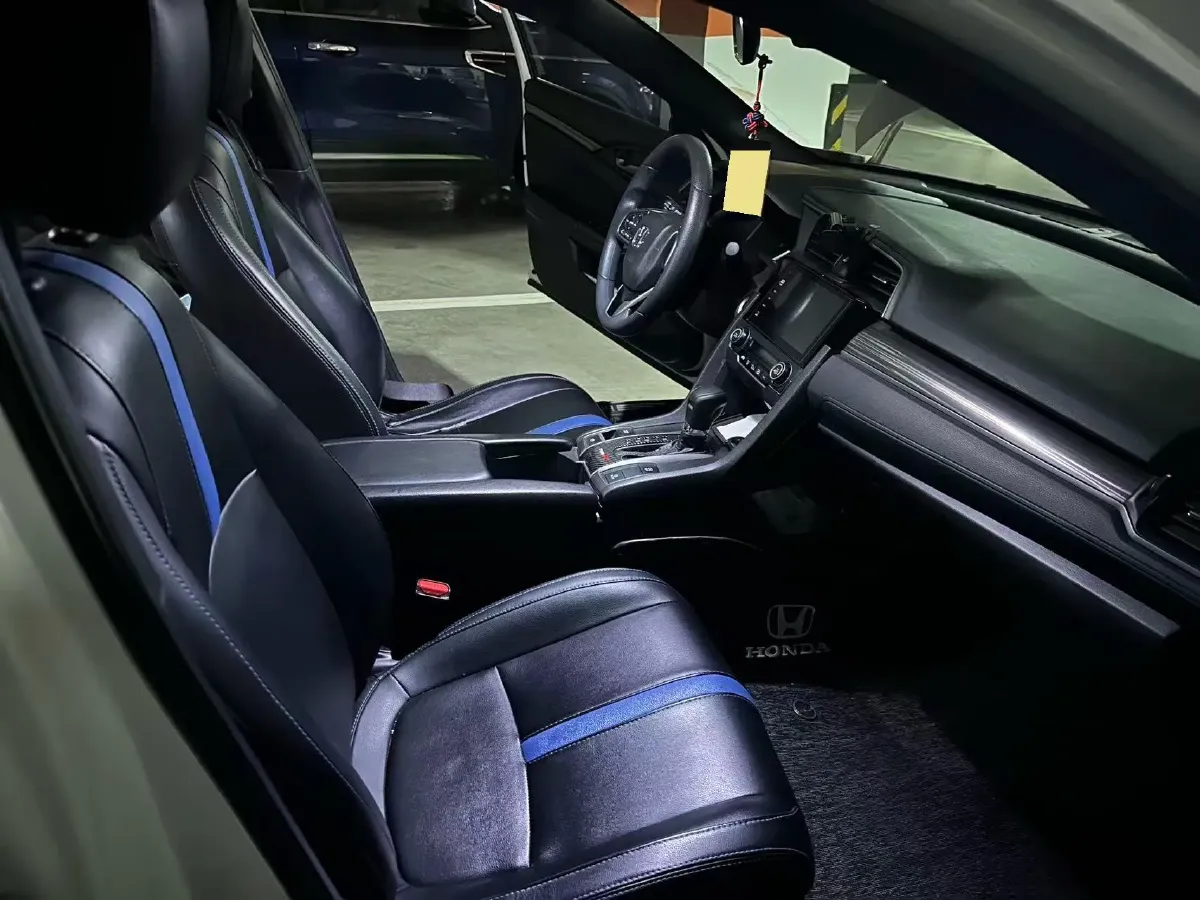 2021 Honda Civic 1.5T 177HP L4 CVT,autocango,china used car exporter,china ev exporter,chinese used car exporter,chinese used ev exporter