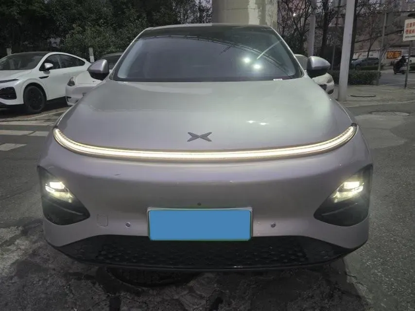 2025 Xpeng G6 BEV 68.5KWH,autocango,china used car exporter,china ev exporter,chinese used car exporter,chinese used ev exporter