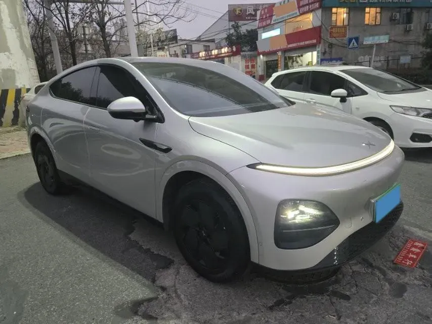 2025 Xpeng G6 BEV 68.5KWH,autocango,china used car exporter,china ev exporter,chinese used car exporter,chinese used ev exporter