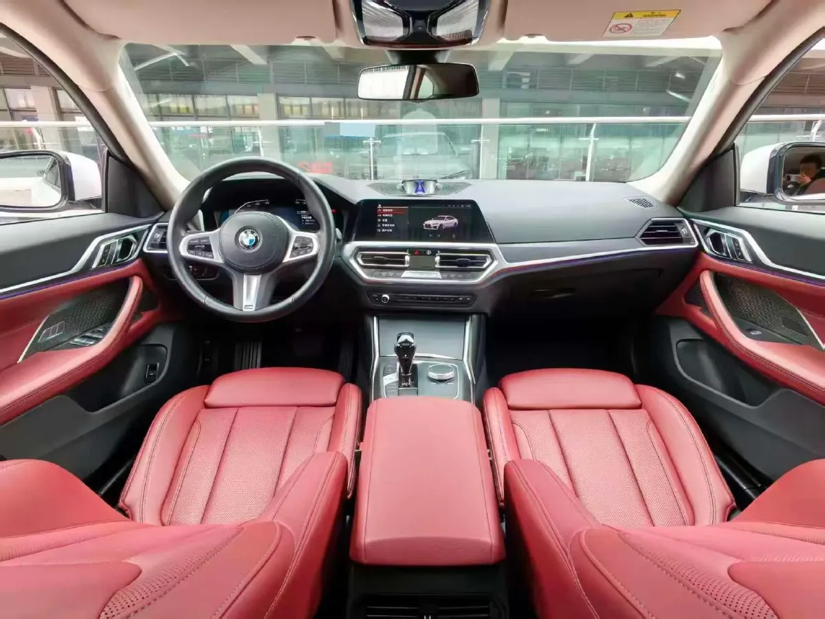 2022 BMW 8 Series 3.0T 333HP L6 8AT,autocango,china used car exporter,china ev exporter,chinese used car exporter,chinese used ev exporter