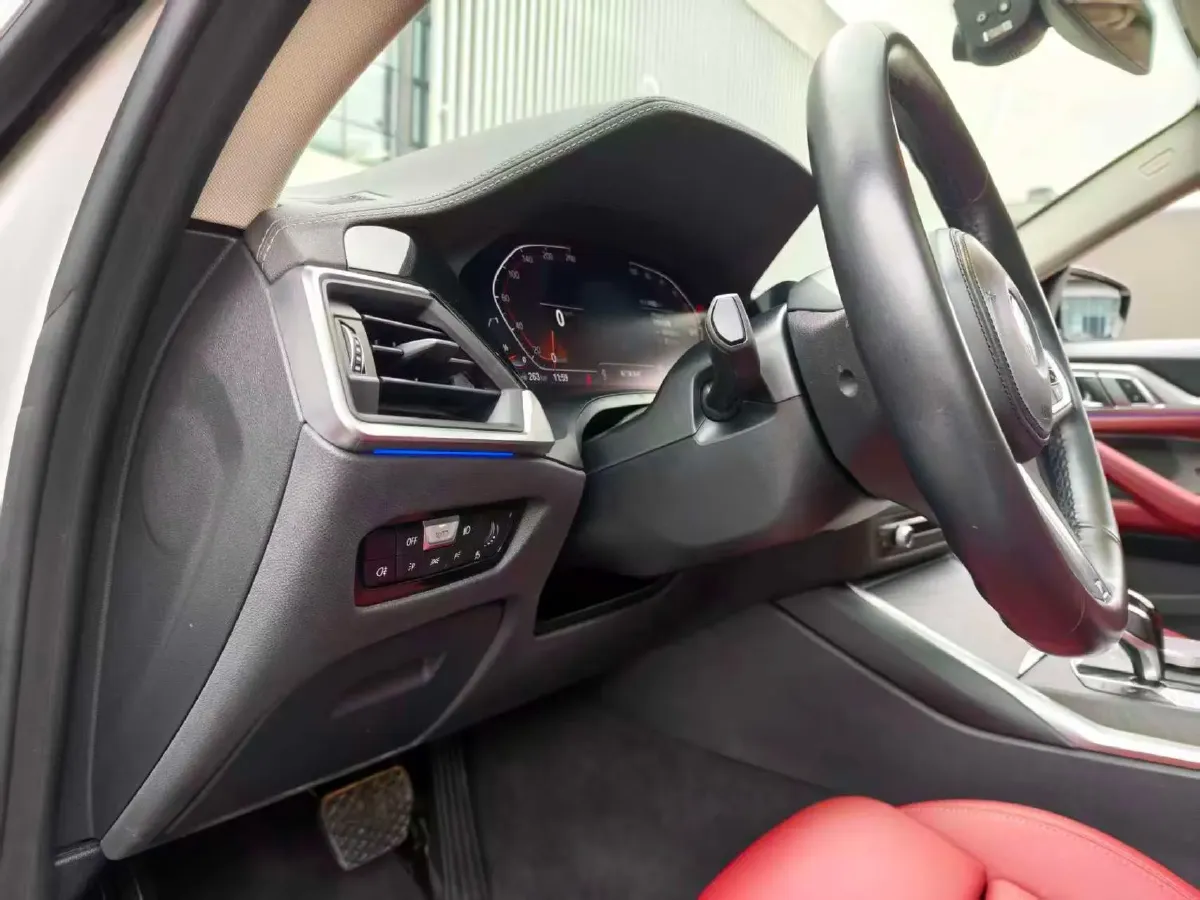 2022 BMW 8 Series 3.0T 333HP L6 8AT,autocango,china used car exporter,china ev exporter,chinese used car exporter,chinese used ev exporter