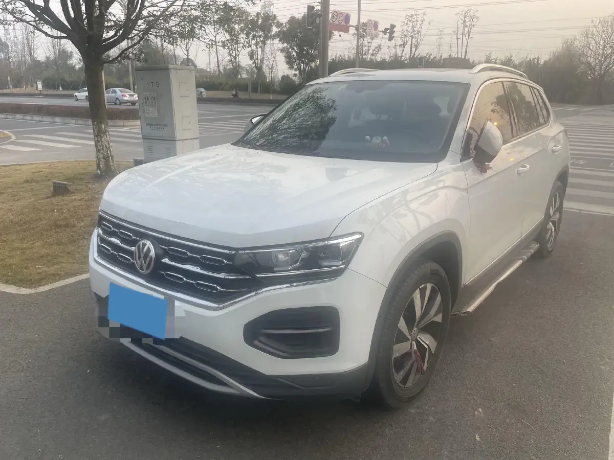 2019 Jeep Cherokee 2.0T 234HP L4 9AT