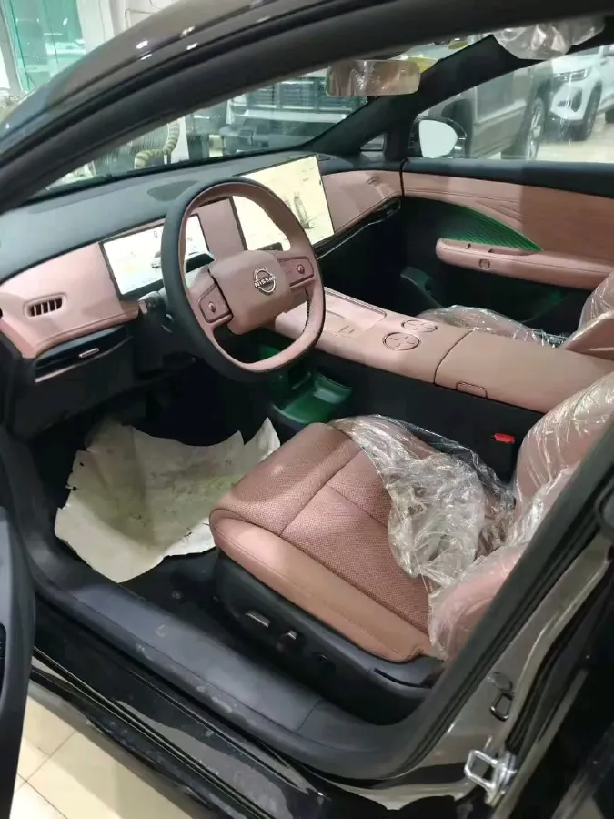 2025 Nissan N7 BEV 58KWH,autocango,china used car exporter,china ev exporter,chinese used car exporter,chinese used ev exporter