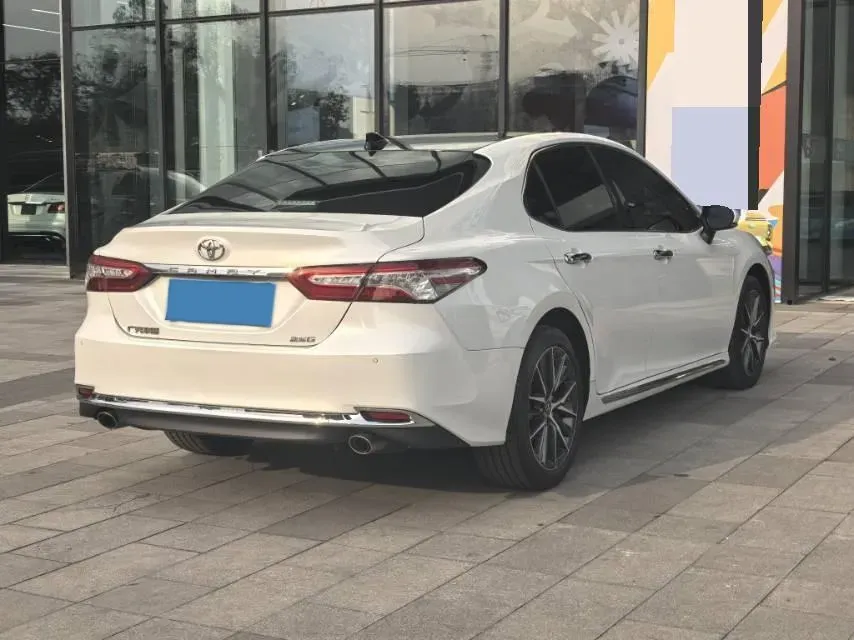 2023 Toyota Camry 2.5L 207HP L4 8AT,autocango,china used car exporter,china ev exporter,chinese used car exporter,chinese used ev exporter