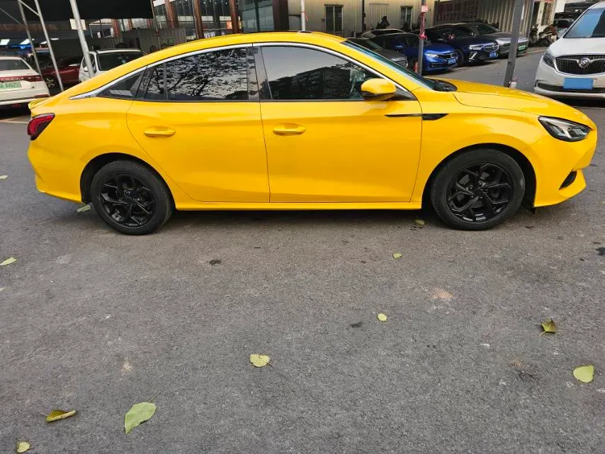 2021 MG 5 1.5L 120HP L4 5MT,autocango,china used car exporter,china ev exporter,chinese used car exporter,chinese used ev exporter